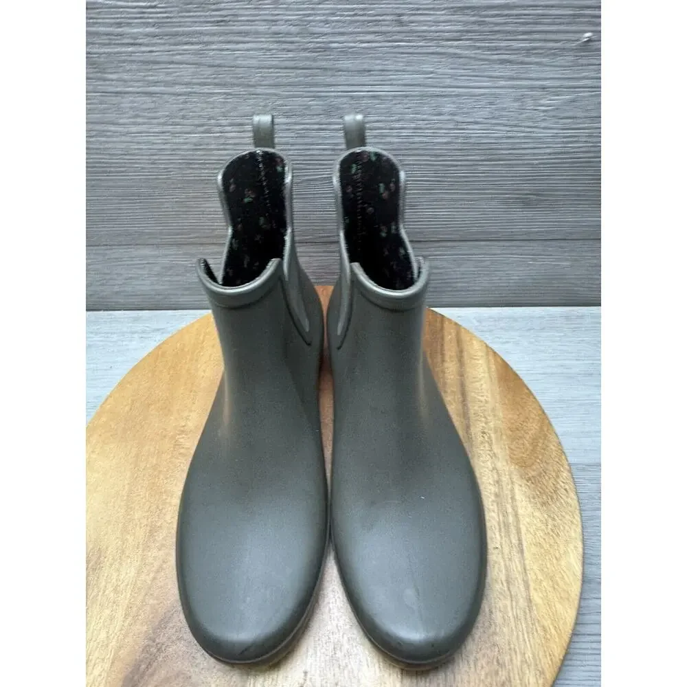 Cherry Chelsea Green Rain Boots Size 5 EU 36 Waterproof. Made in Brazil